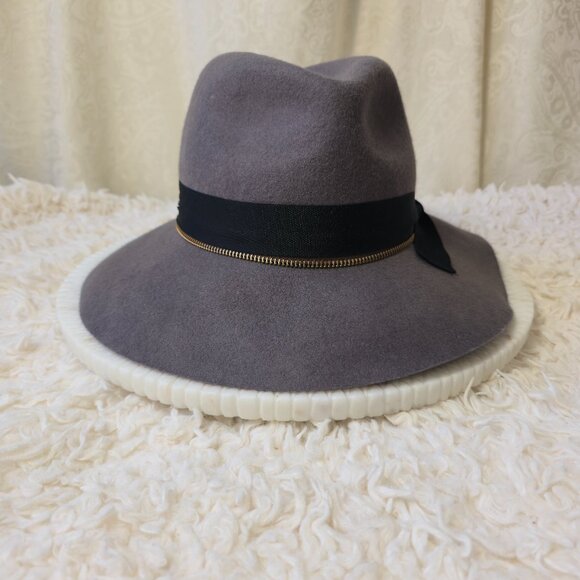C.C Exclusives 100% Wool Hat, Size M/L - Picture 6 of 13